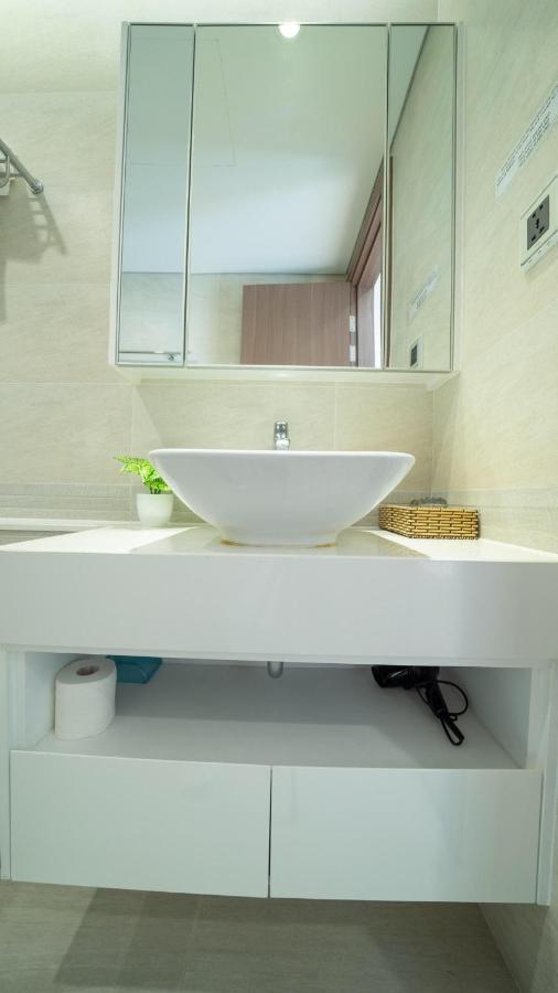 Bom Homes- Vinhomes Metropolis-Service Apartment Hanoï Extérieur photo